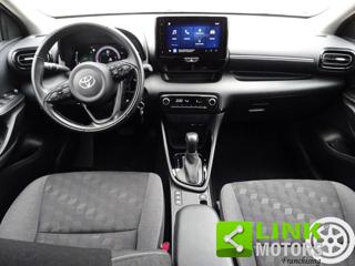 TOYOTA Yaris usata, con Autoradio
