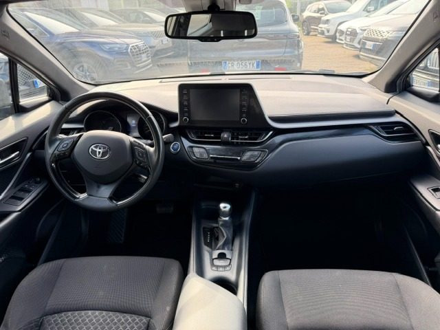 TOYOTA C-HR usata, con Cruise Control