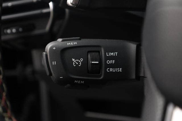 DS AUTOMOBILES DS 7 usata, con Frenata d