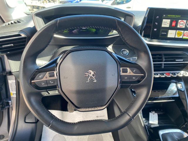 PEUGEOT 2008 usata, con Controllo automatico clima