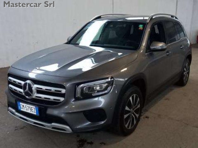 MERCEDES-BENZ GLB 200 usata 1