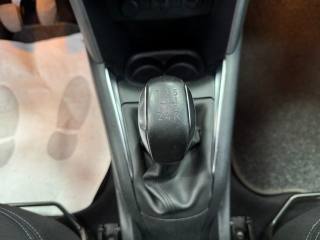PEUGEOT 208 usata, con Volante in pelle