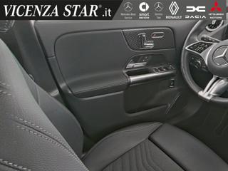 MERCEDES-BENZ GLA 180 usata, con Chiusura centralizzata