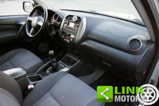 TOYOTA RAV 4 usata, con Servosterzo