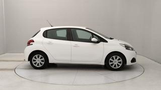 PEUGEOT 208 usata, con Autoradio