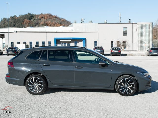 VOLKSWAGEN Golf Variant usata, con Boardcomputer