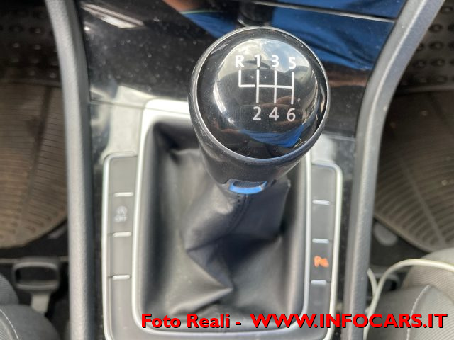 VOLKSWAGEN Golf Variant usata, con Park Distance Control