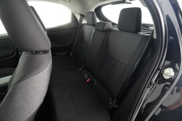 TOYOTA Yaris usata 10