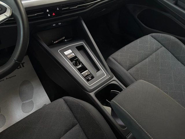 VOLKSWAGEN Golf usata, con Controllo automatico clima