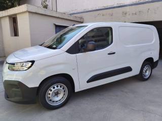FIAT Doblo usata, con Fari LED
