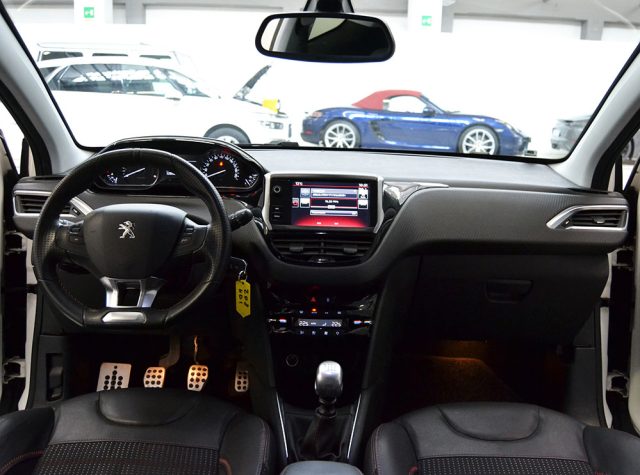 PEUGEOT 208 usata, con Alzacristalli elettrici
