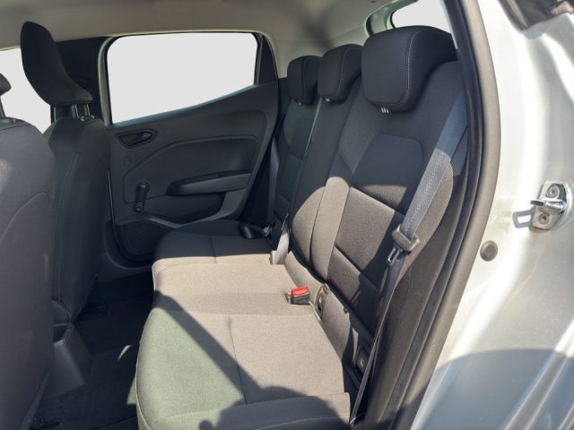 RENAULT Clio usata 9