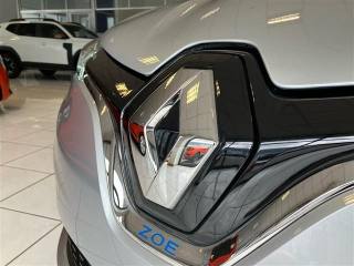 RENAULT ZOE usata, con Hill holder