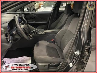 TOYOTA C-HR usata, con Sedile posteriore sdoppiato
