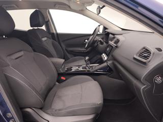 RENAULT Kadjar usata, con Sensori di parcheggio posteriori