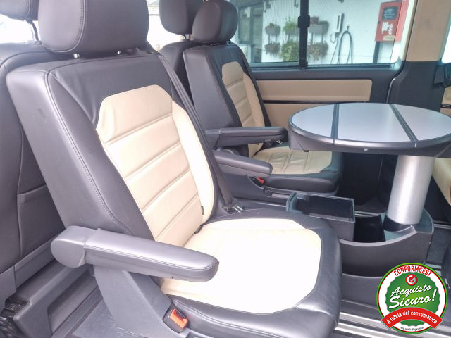 VOLKSWAGEN Caravelle usata, con Park Distance Control
