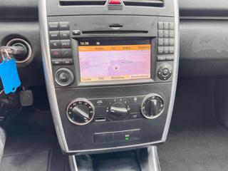 MERCEDES-BENZ A 160 usata, con Park Distance Control