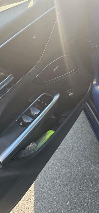 MERCEDES-BENZ C 220 usata, con Cronologia tagliandi