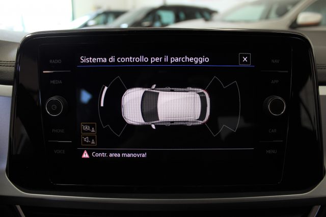 VOLKSWAGEN T-Roc usata, con USB