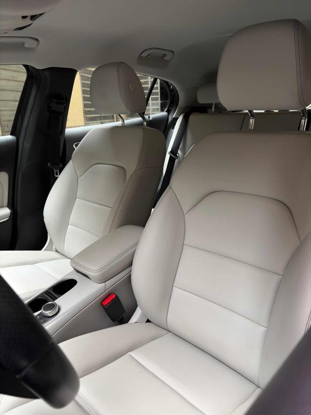MERCEDES-BENZ GLA 180 usata, con Antifurto