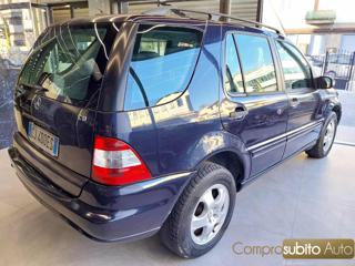 MERCEDES-BENZ ML 270 usata, con Chiusura centralizzata
