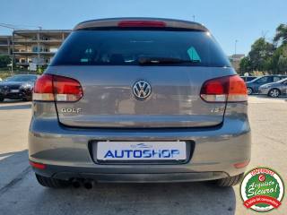 VOLKSWAGEN Golf usata, con Autoradio