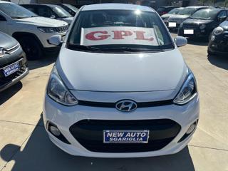 HYUNDAI i10 usata, con Airbag