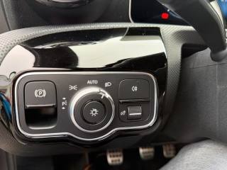 MERCEDES-BENZ A 180 usata, con Cruise Control