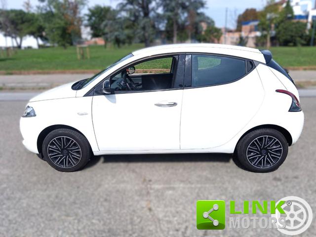 LANCIA Ypsilon usata, con Sedile posteriore sdoppiato