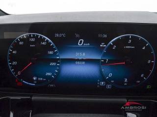 MERCEDES-BENZ GLA 200 usata 12