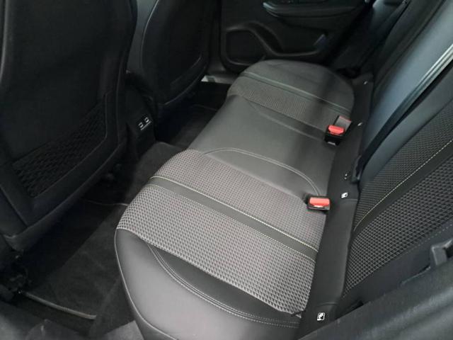 PEUGEOT 2008 usata, con Park Distance Control