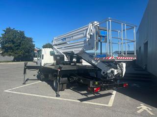ISUZU M21 usata, con Airbag