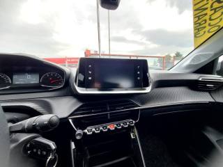PEUGEOT 208 usata, con Volante in pelle