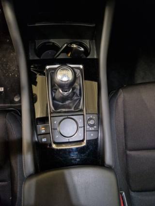 MAZDA 3 usata, con Fari LED