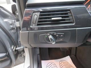 BMW 318 usata, con Fari Xenon