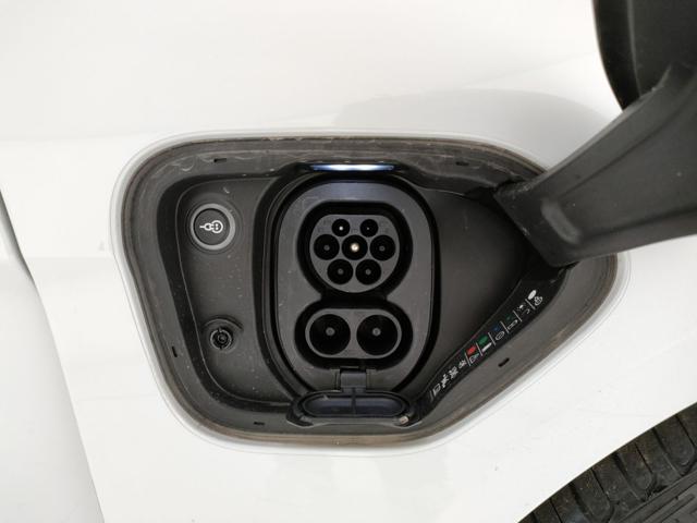 PORSCHE Taycan usata, con Specchietti laterali elettrici