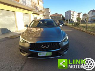 INFINITI Q30 usata, con Airbag