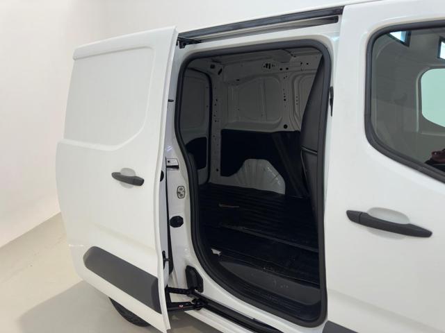 OPEL Combo usata, con Cruise Control