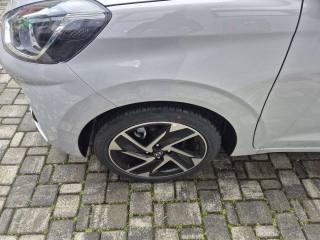 HYUNDAI i10 usata, con ESP