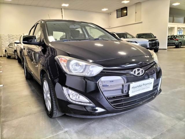 HYUNDAI i20 usata, con Alzacristalli elettrici