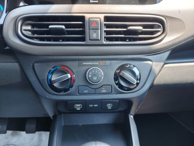 HYUNDAI i10 usata, con Sensore di luce