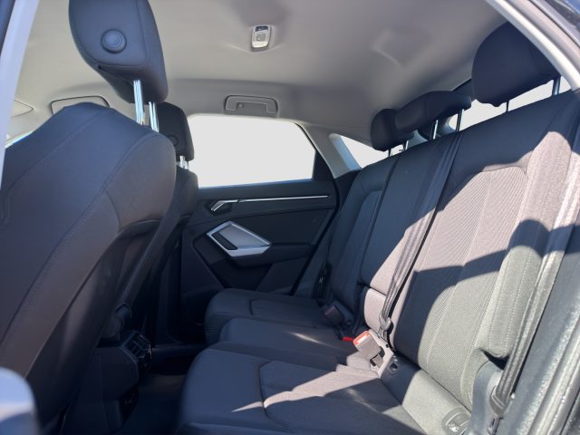 AUDI Q3 usata 9