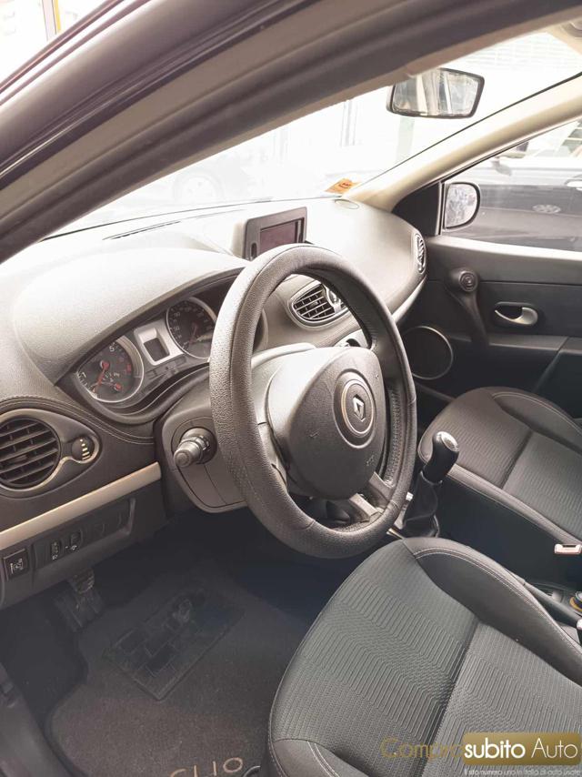 RENAULT Clio usata, con Climatizzatore