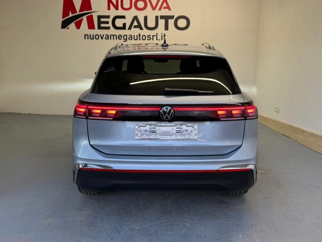 VOLKSWAGEN Tiguan usata, con Autoradio