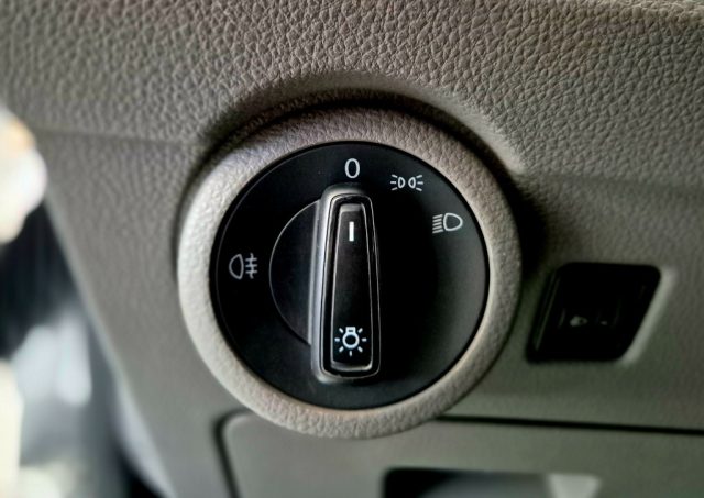 VOLKSWAGEN Transporter usata 22