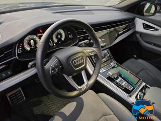 AUDI Q8 usata, con Chiusura centralizzata