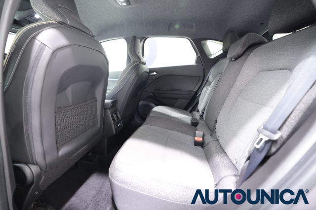 RENAULT Captur usata, con Sensore di luce