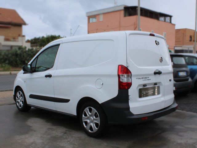 FORD Transit Courier usata, con Autoradio
