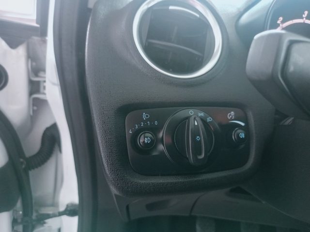 FORD Fiesta usata, con Volante in pelle