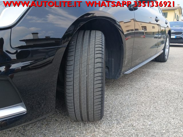 AUDI A4 usata, con Volante multifunzione